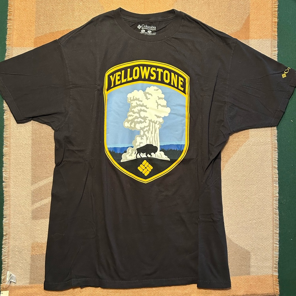 Columbia men’s Yellowstone tee, XL